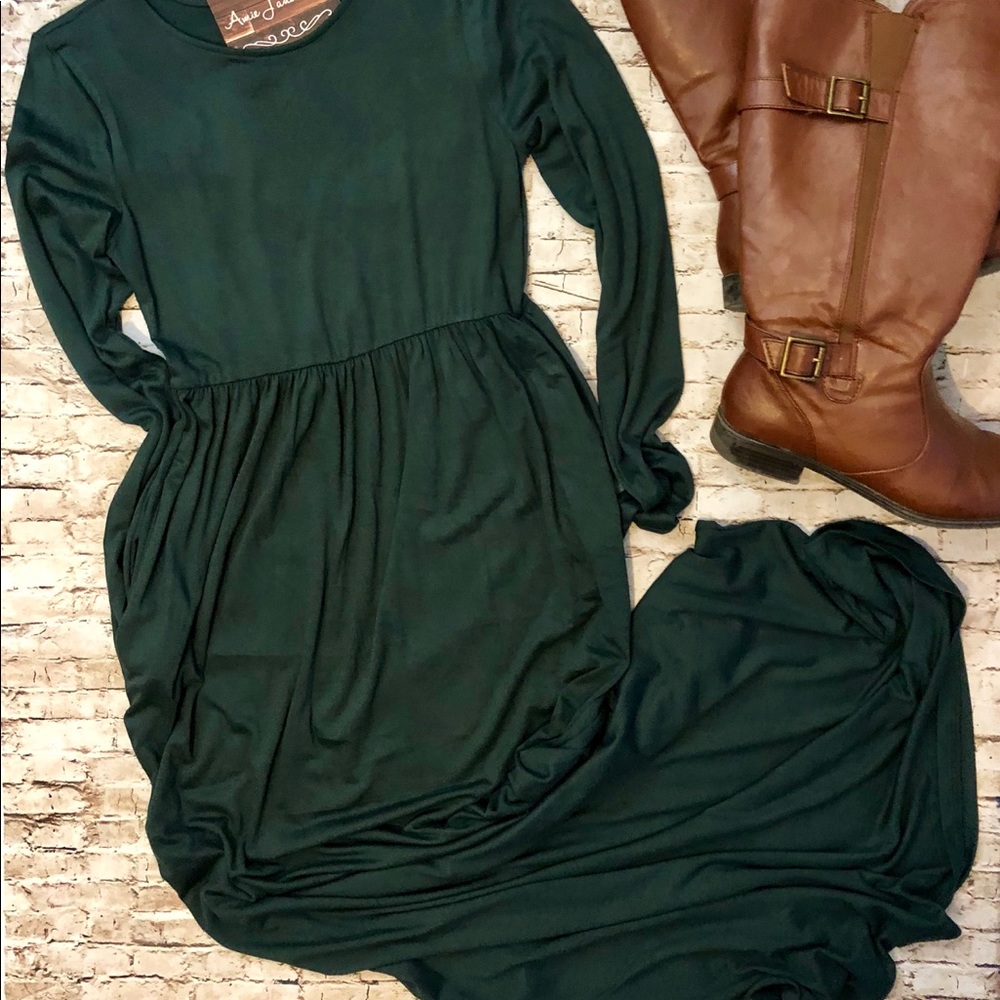 Hunter green maxi dress NWT
